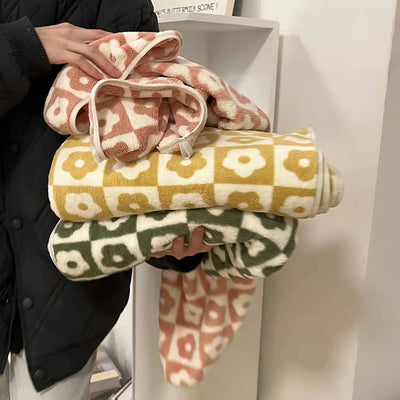 Floral Checkered Fleece Face & Hand Towel