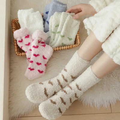 Fluffy Heart-Print Crew Winter Socks