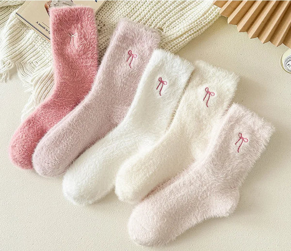Bow Embroidery Fuzzy Woolen Socks